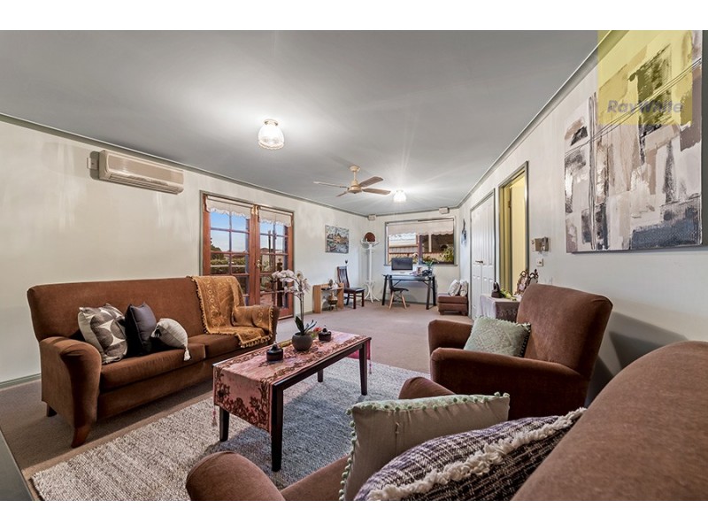 7 Enfield Place, Craigieburn VIC 3064