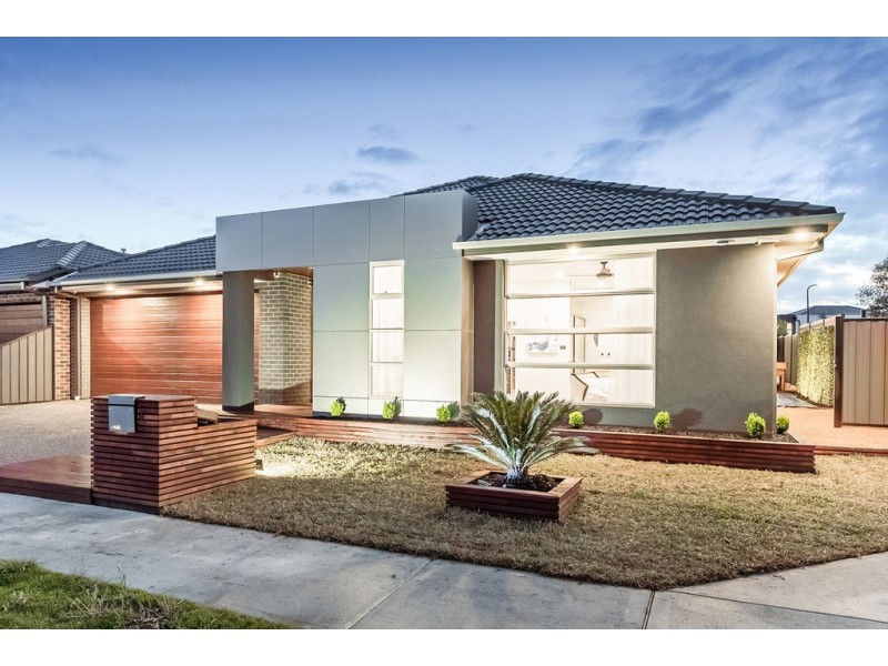 20 Peninsula Crescent, Craigieburn VIC 3064