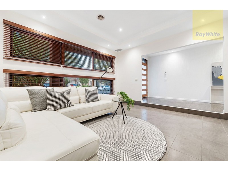 27 Somersby Road, Craigieburn VIC 3064