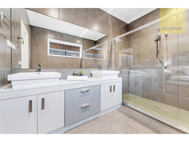 27 Somersby Road, Craigieburn VIC 3064