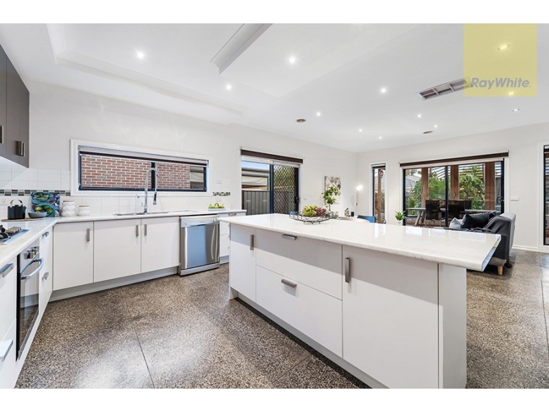 27 Somersby Road, Craigieburn VIC 3064