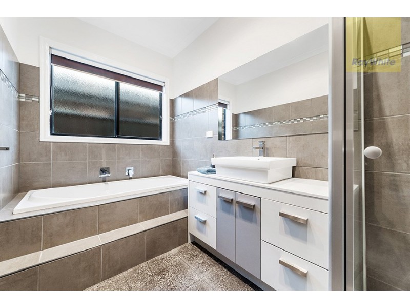 27 Somersby Road, Craigieburn VIC 3064