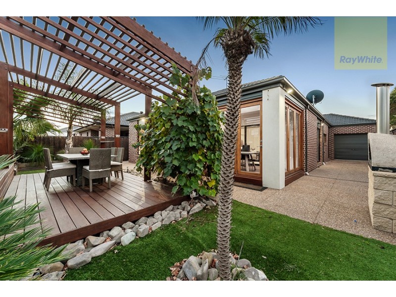 27 Somersby Road, Craigieburn VIC 3064