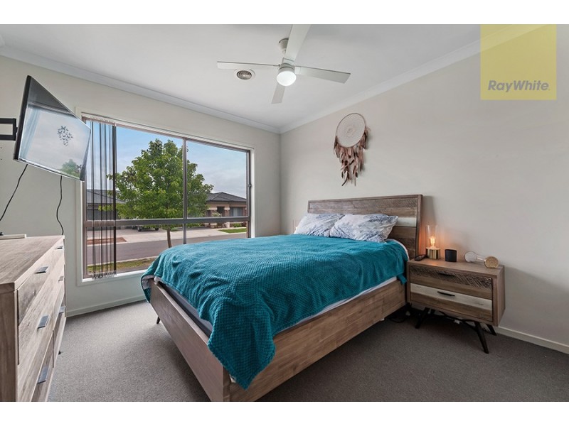 10 Taylan Street, Craigieburn VIC 3064