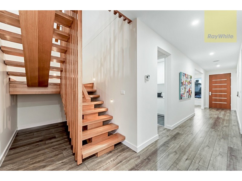 82 Wisteria Avenue, Craigieburn VIC 3064