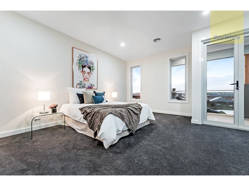 82 Wisteria Avenue, Craigieburn VIC 3064