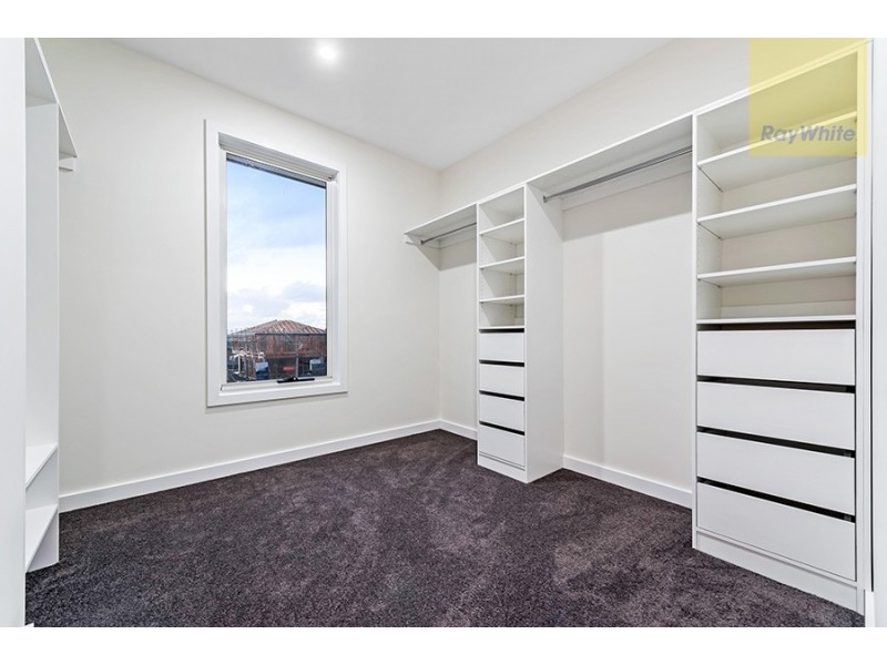 82 Wisteria Avenue, Craigieburn VIC 3064