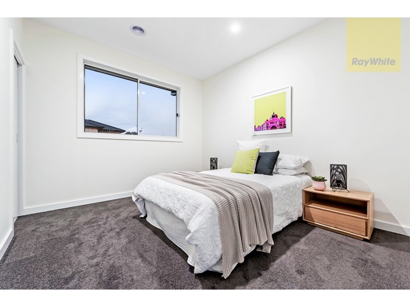82 Wisteria Avenue, Craigieburn VIC 3064