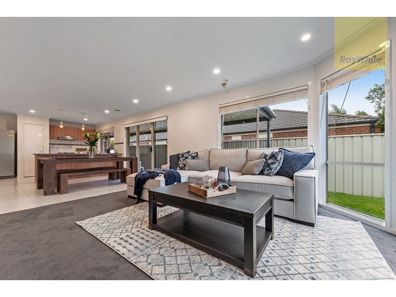 11 Tusmore Rise, Craigieburn VIC 3064