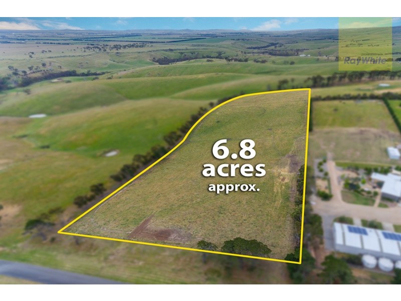 24 Carawa Drive, Mickleham VIC 3064