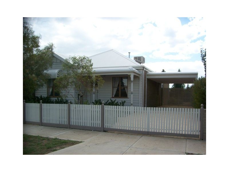 35 Princes Circuit, Craigieburn VIC 3064