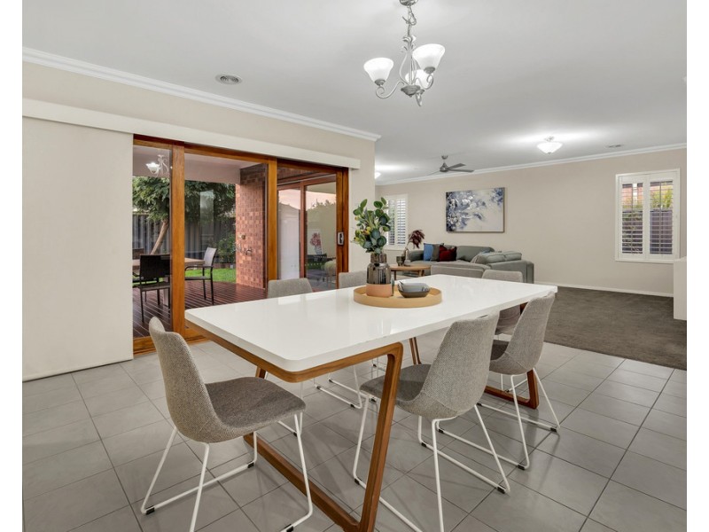 24 Arapiles Avenue, Craigieburn VIC 3064