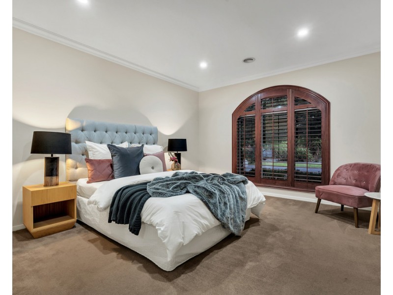 24 Arapiles Avenue, Craigieburn VIC 3064