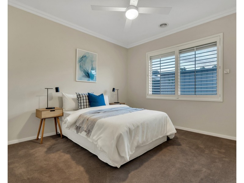 24 Arapiles Avenue, Craigieburn VIC 3064