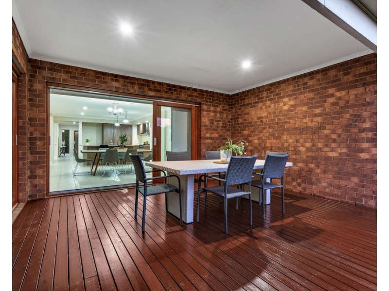 24 Arapiles Avenue, Craigieburn VIC 3064