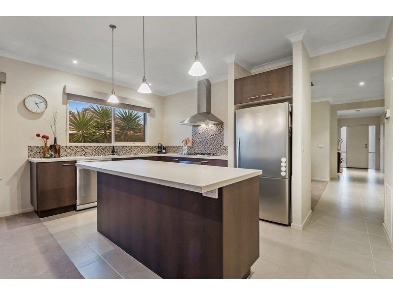 28 Grevillea Street, Craigieburn VIC 3064