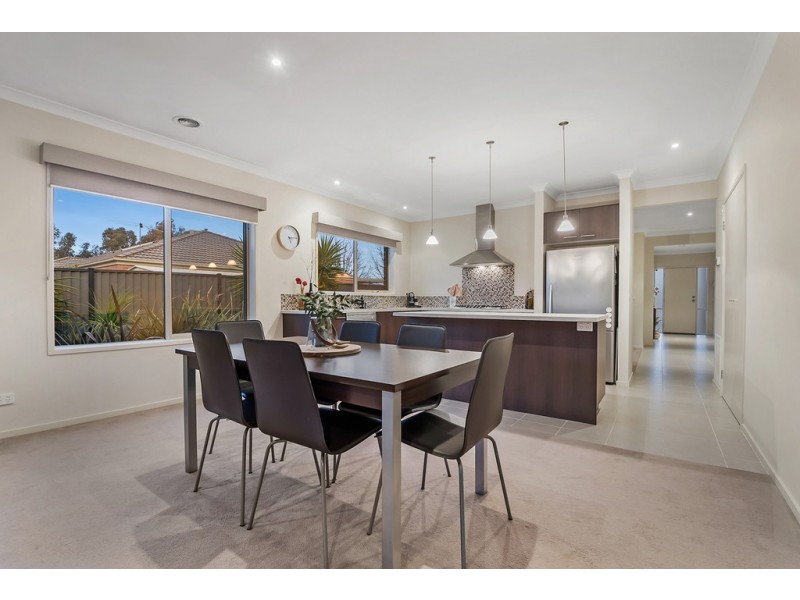 28 Grevillea Street, Craigieburn VIC 3064