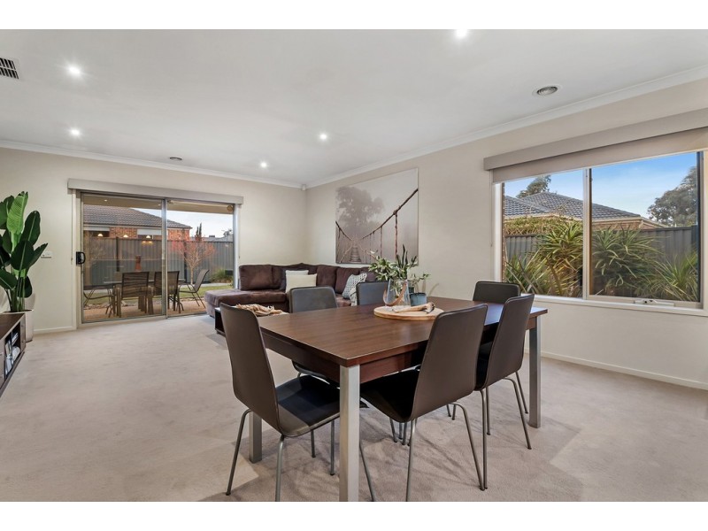 28 Grevillea Street, Craigieburn VIC 3064