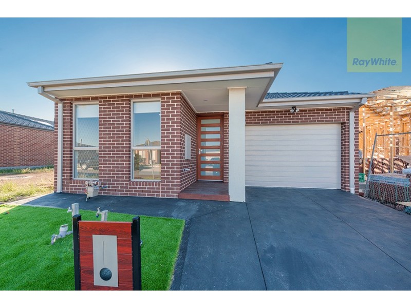 7 Delson Way, Mickleham VIC 3064