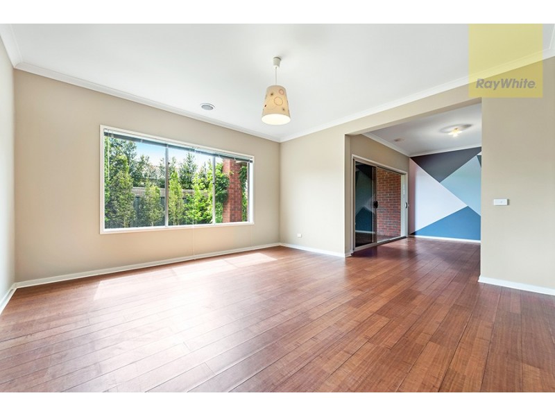 22 Cheltenham Close, Craigieburn VIC 3064