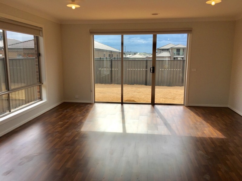 102 Sustainable Drive, Craigieburn VIC 3064