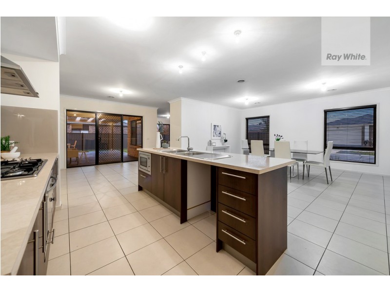 304 Waterview Boulevard, Craigieburn VIC 3064