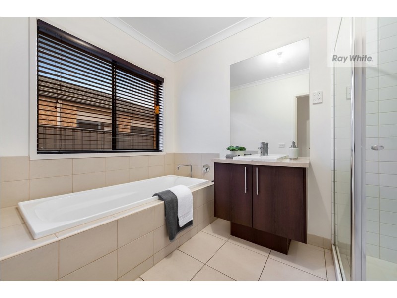 304 Waterview Boulevard, Craigieburn VIC 3064