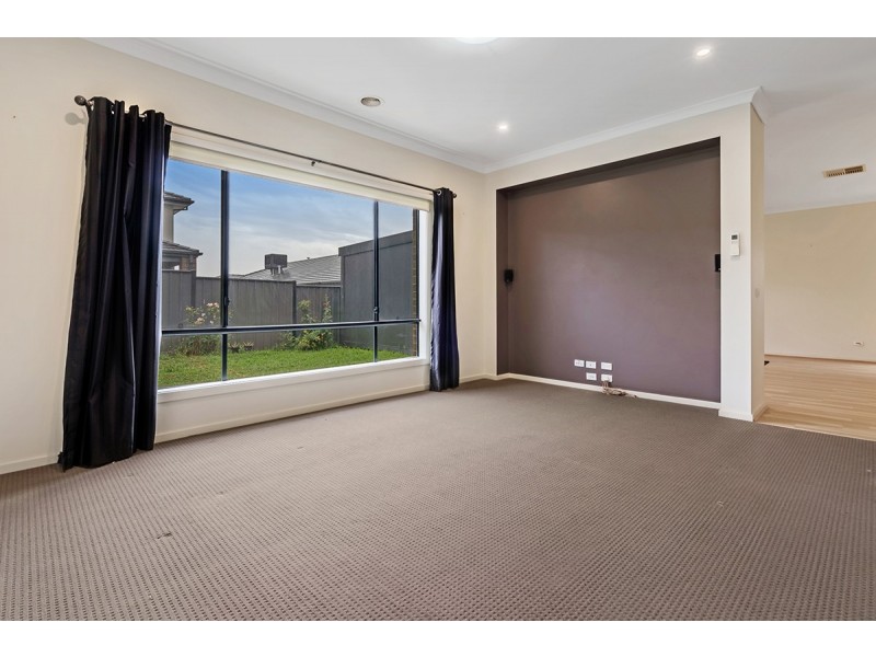 109 Waterview Boulevard, Craigieburn VIC 3064