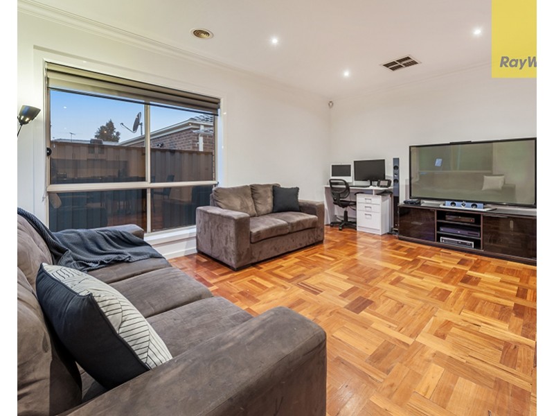 33 Beechworth Avenue, Greenvale VIC 3059