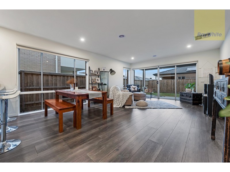 25 Lavinia Street, Greenvale VIC 3059