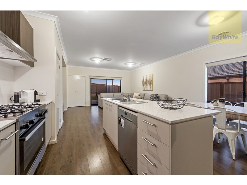 78 Wisteria Avenue, Craigieburn VIC 3064