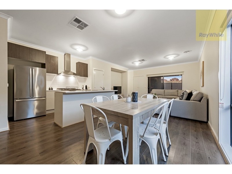 78 Wisteria Avenue, Craigieburn VIC 3064
