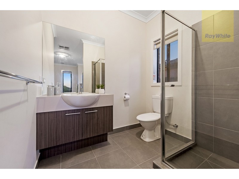 78 Wisteria Avenue, Craigieburn VIC 3064