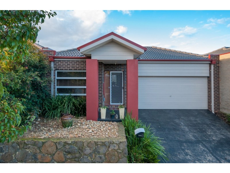 8 Herryls Lane, Craigieburn VIC 3064