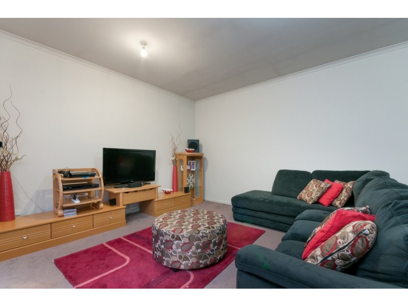 8 Herryls Lane, Craigieburn VIC 3064