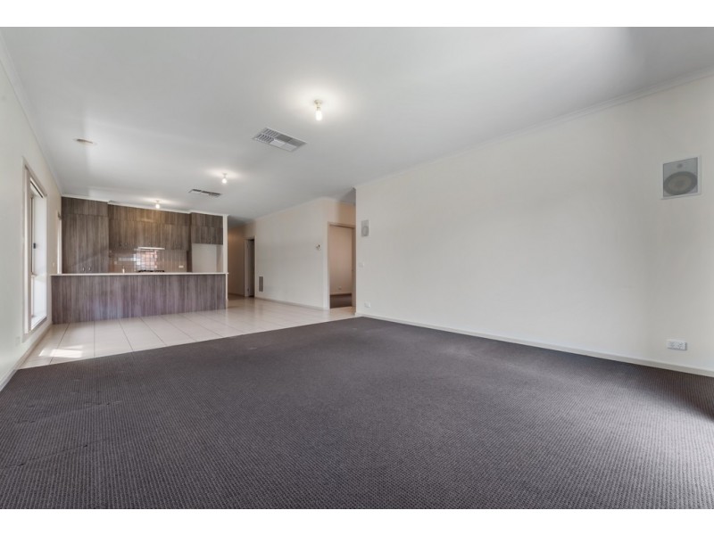 26 Middlesborough Drive, Craigieburn VIC 3064