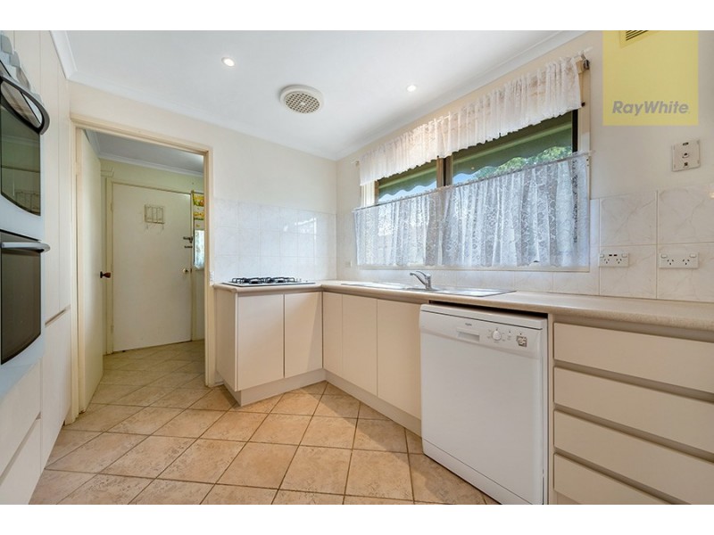 11 Brampton Close, Craigieburn VIC 3064