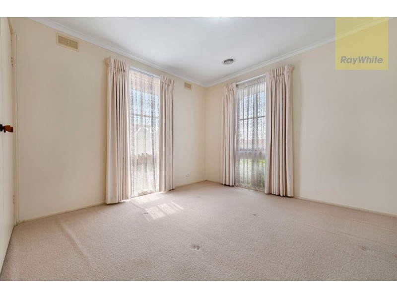 11 Brampton Close, Craigieburn VIC 3064