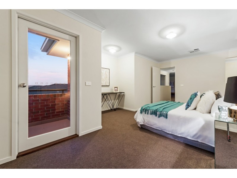 23 Ellscott Boulevard, Mickleham VIC 3064