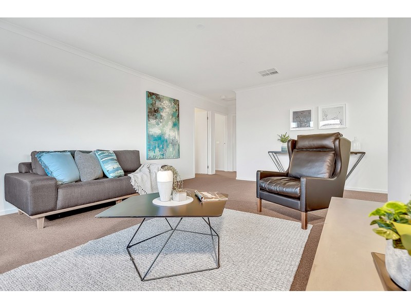 23 Ellscott Boulevard, Mickleham VIC 3064