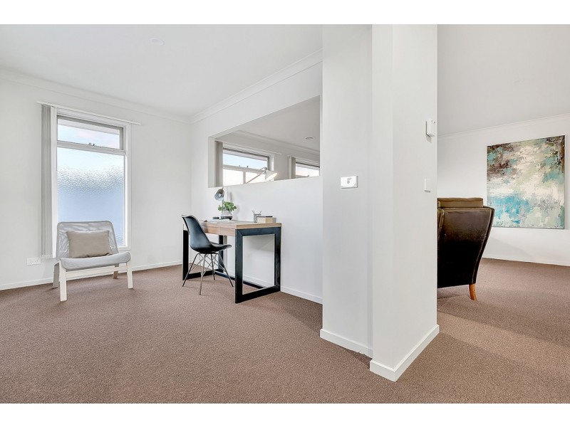 23 Ellscott Boulevard, Mickleham VIC 3064