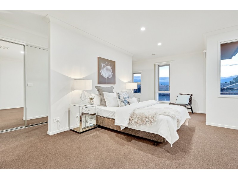 23 Ellscott Boulevard, Mickleham VIC 3064