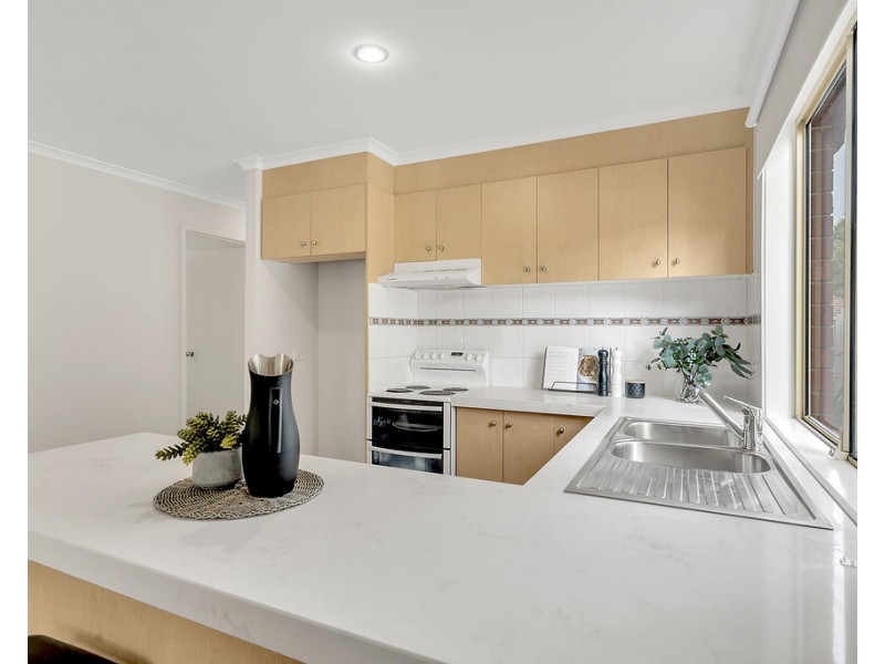 43 Woodlea Crescent, Craigieburn VIC 3064