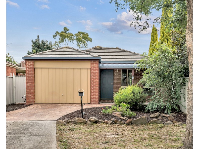 43 Woodlea Crescent, Craigieburn VIC 3064