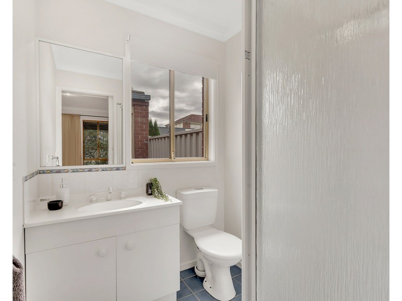 43 Woodlea Crescent, Craigieburn VIC 3064