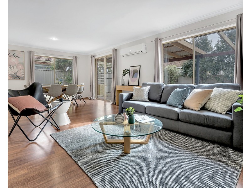 43 Woodlea Crescent, Craigieburn VIC 3064