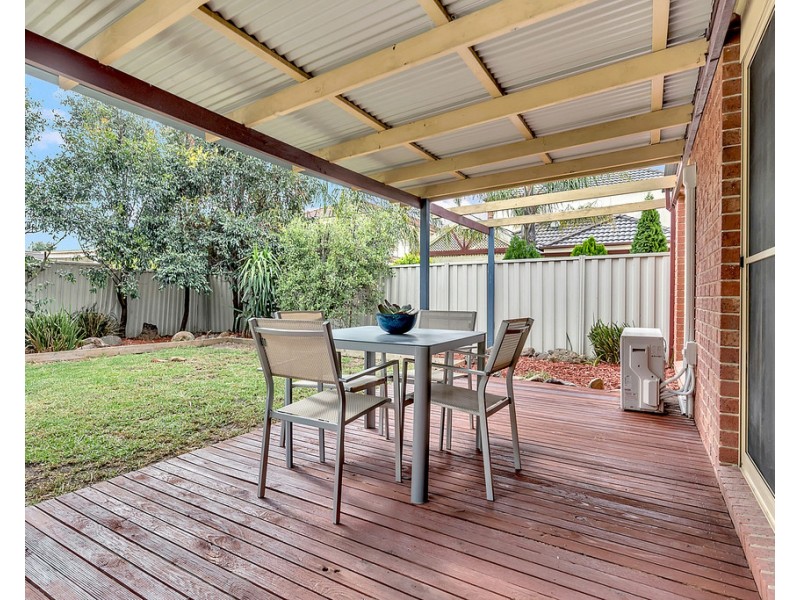 43 Woodlea Crescent, Craigieburn VIC 3064