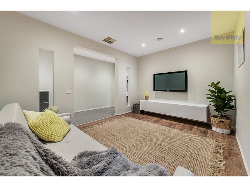 64 Newbury Boulevard, Craigieburn VIC 3064