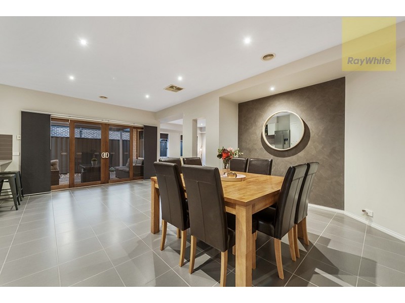 64 Newbury Boulevard, Craigieburn VIC 3064