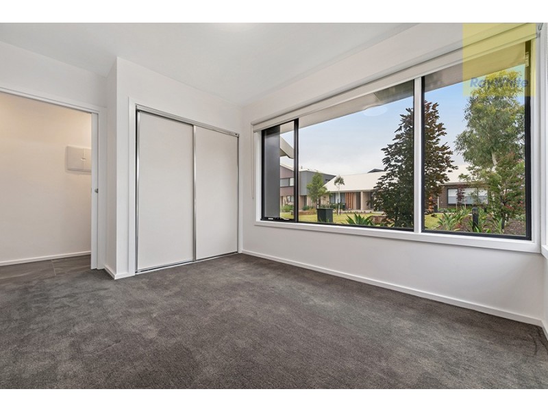 1 Strata Walk, Greenvale VIC 3059